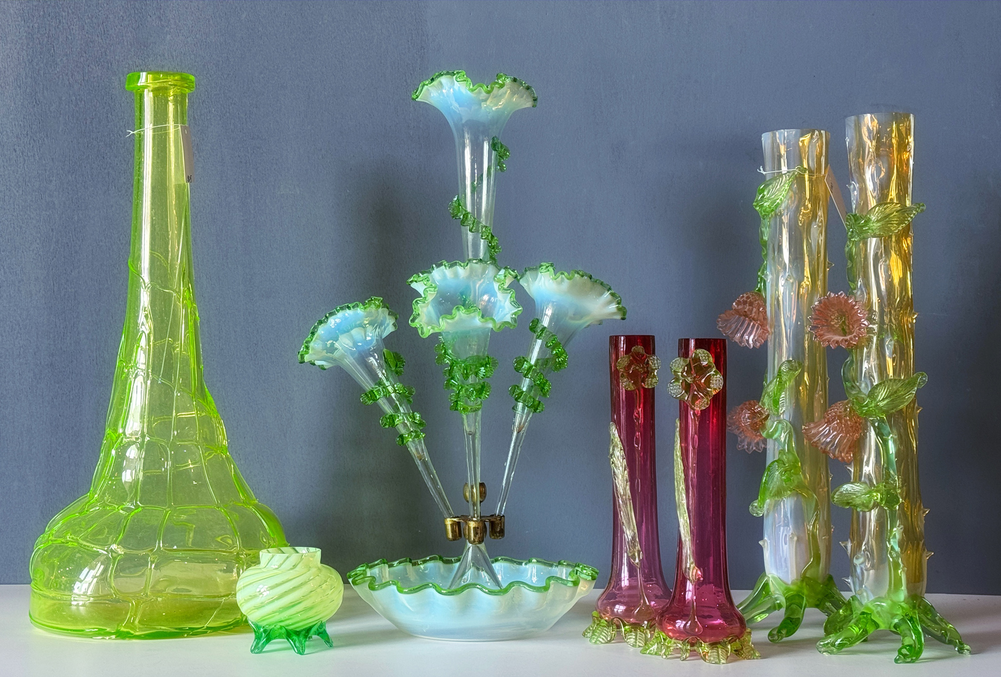 Uranium glass — detailed example