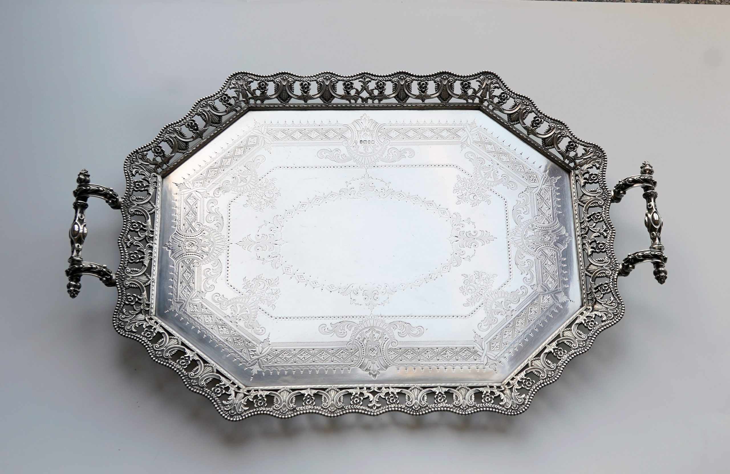 Martin Hall & Co. sterling silver tray, Sheffield